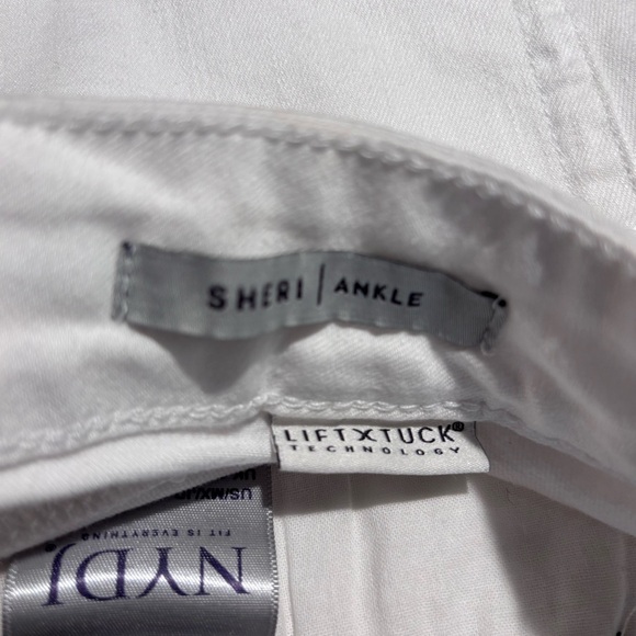 NYDJ Sz 14 Sheri White Ankle Jeans Tiny Tassels at the Hem Line NEW WITH TAG - Picture 16 of 16